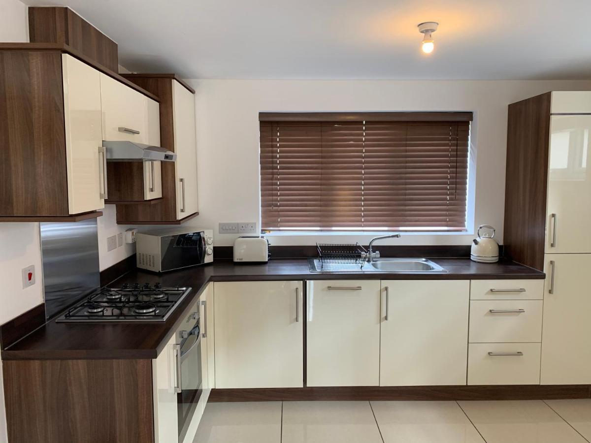 הוילה לייסטר 2 Bed House Waterside Luxury Living, Central Area מראה חיצוני תמונה